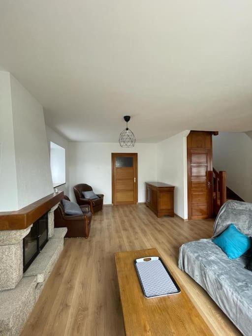 Charmante Maison En Pierre مورلیکس المظهر الخارجي الصورة